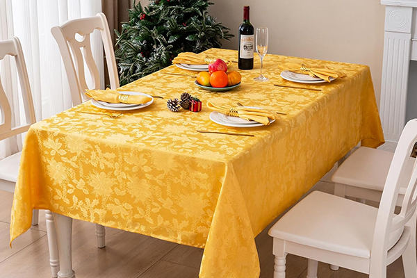 OEM Christmas Jacquard Tablecloth Waterproof Damask Floral Pattern Table Cloth, Heavy Weight Wipeable Wrinkle Free Table Covers For Dinner Or Daily Uses