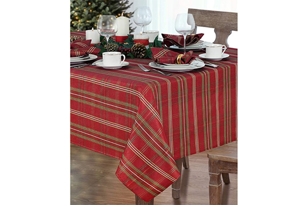 Home Fashions Shimmering Plaid Metallic Holiday Fabric Tablecloth