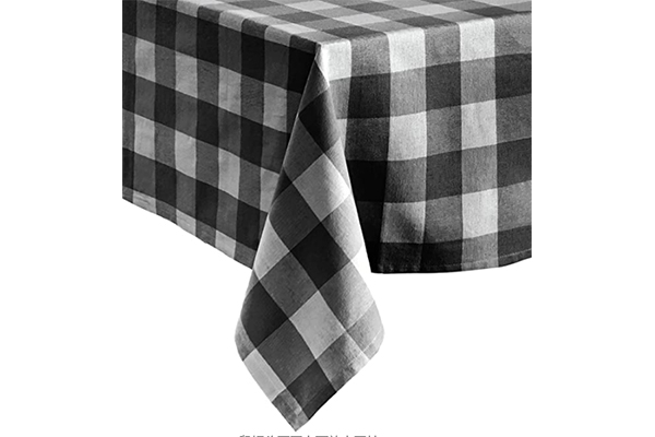 Durability and beauty: Buffalo-Check Tablecloth features